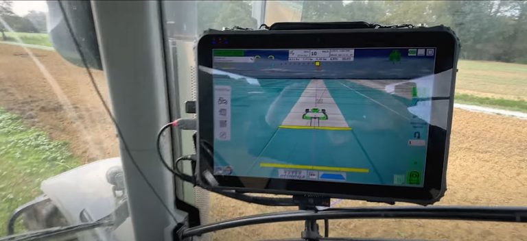 agriculture-with-vehicle-tablets